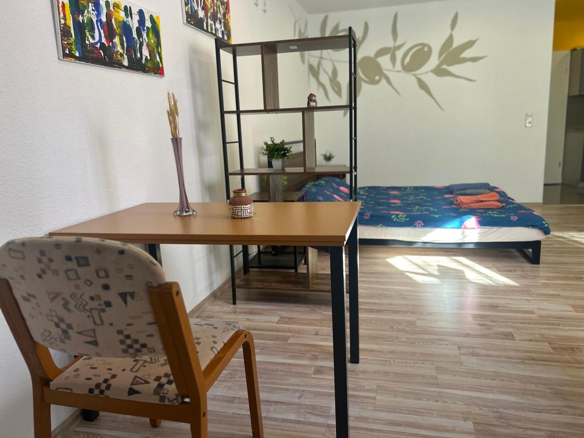 Piano Apartment Halle - Netflix - Free Wifi 4 Экстерьер фото